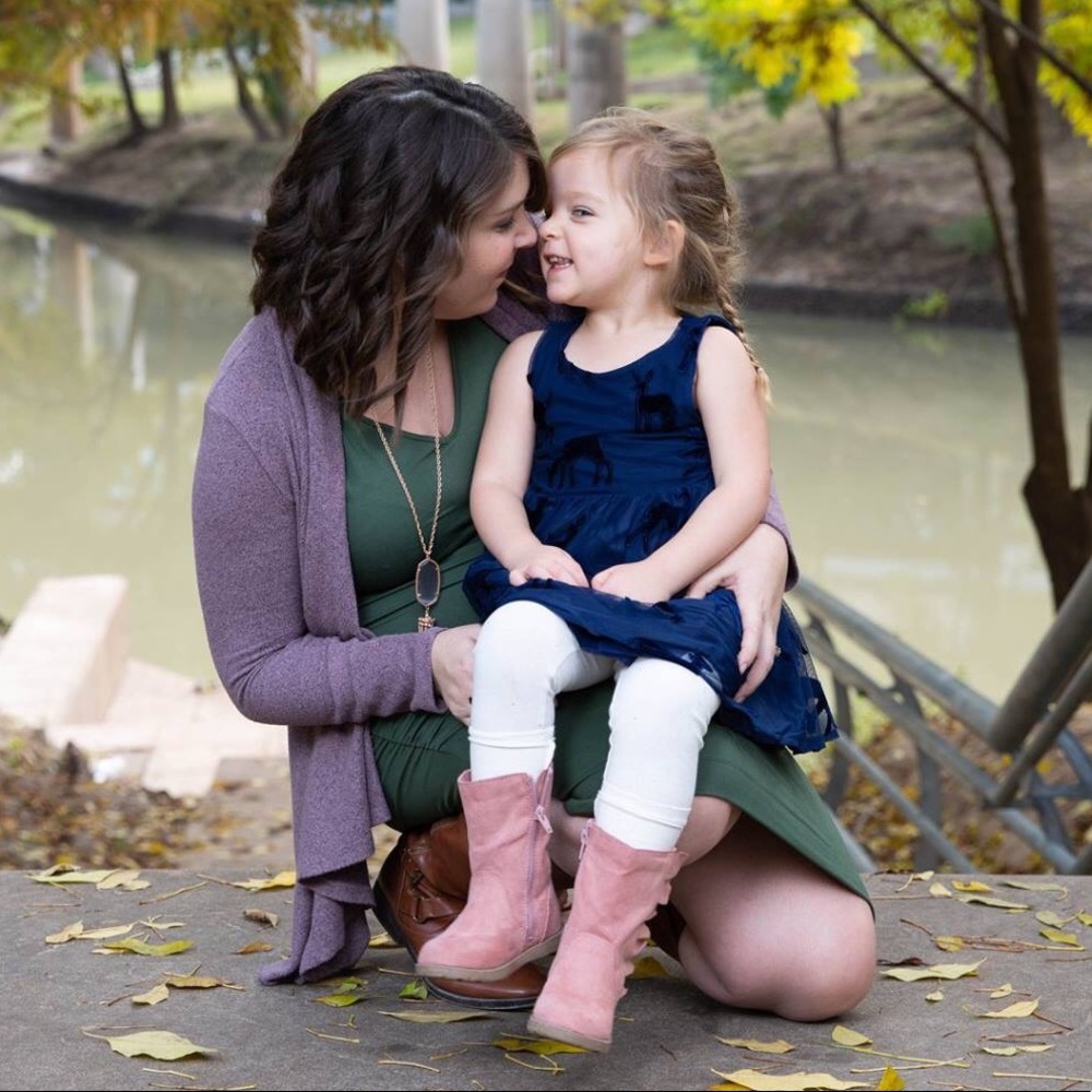 Meet your Posher, Felicia